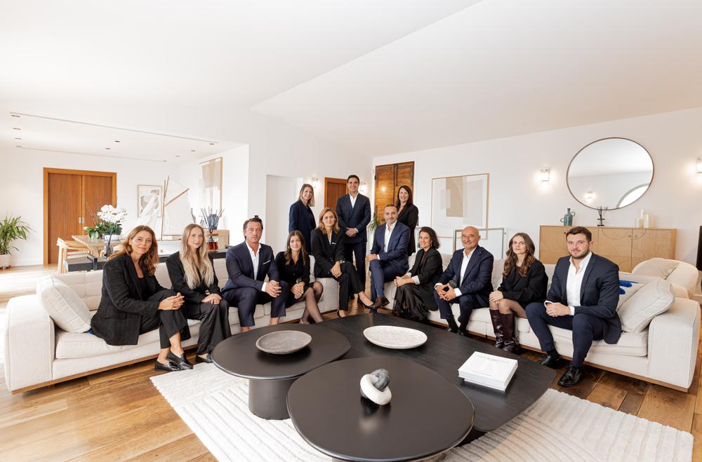 l'équipe de l'agence Adhère Transactions