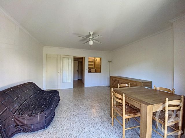 Appartement F1 à vendre - 1 pièce - 35.0 m2 - CANNES - 06 - PROVENCE-ALPES-COTE-D-AZUR - Century 21 Adhère Transactions Appartement F1 à vendre - 1 pièce - 35.0 m2 - CANNES - 06 - PROVENCE-ALPES-COTE-D-AZUR - Century 21 Adhère Transactions