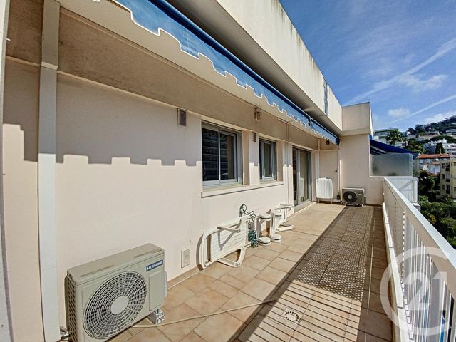 Appartement F2 à vendre - 2 pièces - 46.0 m2 - CANNES - 06 - PROVENCE-ALPES-COTE-D-AZUR - Century 21 Adhère Transactions Appartement F2 à vendre - 2 pièces - 46.0 m2 - CANNES - 06 - PROVENCE-ALPES-COTE-D-AZUR - Century 21 Adhère Transactions