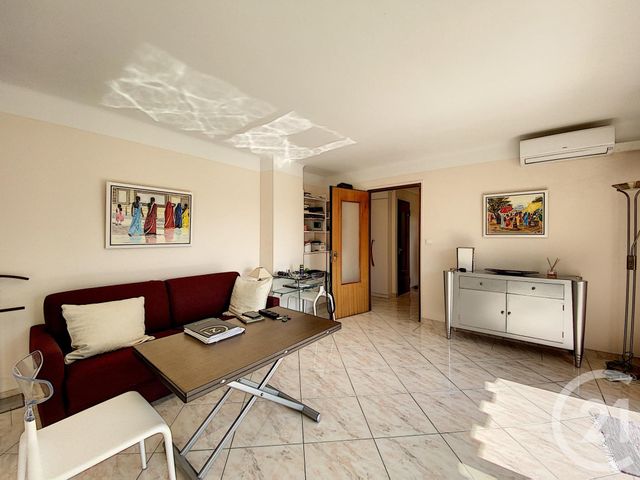 Appartement F2 à vendre - 2 pièces - 46.0 m2 - CANNES - 06 - PROVENCE-ALPES-COTE-D-AZUR - Century 21 Adhère Transactions Appartement F2 à vendre - 2 pièces - 46.0 m2 - CANNES - 06 - PROVENCE-ALPES-COTE-D-AZUR - Century 21 Adhère Transactions