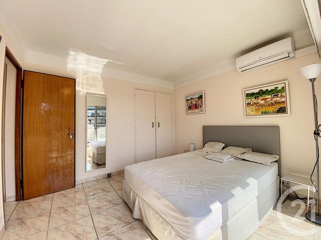 Appartement F2 à vendre - 2 pièces - 46.0 m2 - CANNES - 06 - PROVENCE-ALPES-COTE-D-AZUR - Century 21 Adhère Transactions Appartement F2 à vendre - 2 pièces - 46.0 m2 - CANNES - 06 - PROVENCE-ALPES-COTE-D-AZUR - Century 21 Adhère Transactions