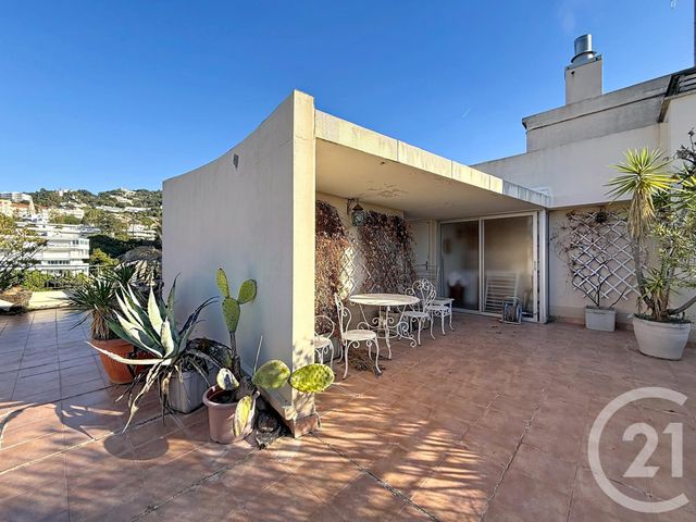 Appartement F4 à vendre - 4 pièces - 108.0 m2 - CANNES - 06 - PROVENCE-ALPES-COTE-D-AZUR - Century 21 Adhère Transactions