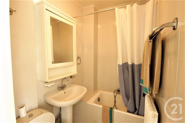 Afficher la photo en grand Appartement F1 à vendre - 1 pièce - 22.22 m2 - CANNES - 06 - PROVENCE-ALPES-COTE-D-AZUR - Century 21 Adhère Transactions