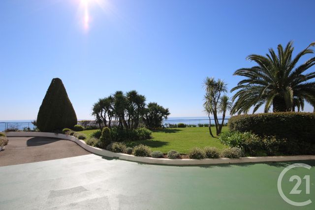 Afficher la photo en grand Appartement F5 à vendre - 5 pièces - 210.0 m2 - CANNES - 06 - PROVENCE-ALPES-COTE-D-AZUR - Century 21 Adhère Transactions