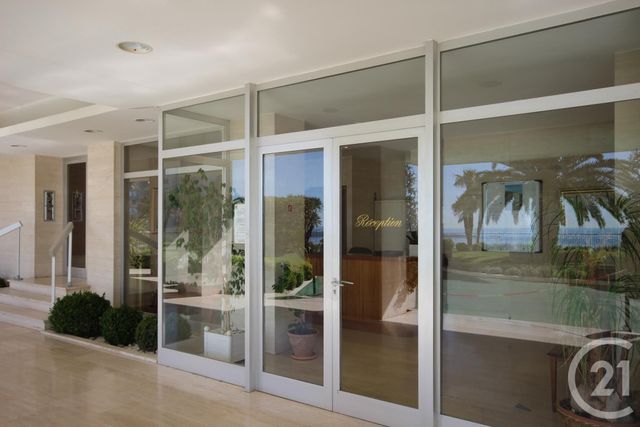Afficher la photo en grand Appartement F5 à vendre - 5 pièces - 210.0 m2 - CANNES - 06 - PROVENCE-ALPES-COTE-D-AZUR - Century 21 Adhère Transactions