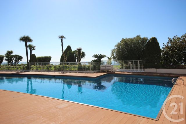 Afficher la photo en grand Appartement F5 à vendre - 5 pièces - 210.0 m2 - CANNES - 06 - PROVENCE-ALPES-COTE-D-AZUR - Century 21 Adhère Transactions