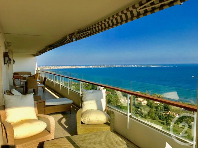Afficher la photo en grand Appartement F5 à vendre - 5 pièces - 210.0 m2 - CANNES - 06 - PROVENCE-ALPES-COTE-D-AZUR - Century 21 Adhère Transactions