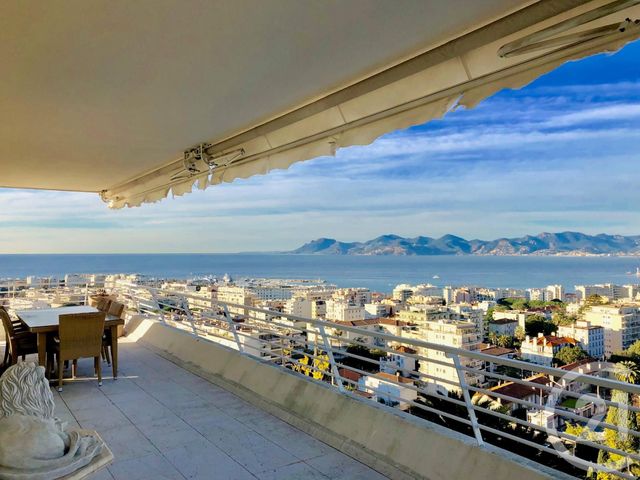 Afficher la photo en grand appartement à vendre - 5 pièces - 170.0 m2 - CANNES - 06 - PROVENCE-ALPES-COTE-D-AZUR - Century 21 Adhère Transactions