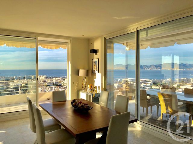 Afficher la photo en grand appartement à vendre - 5 pièces - 170.0 m2 - CANNES - 06 - PROVENCE-ALPES-COTE-D-AZUR - Century 21 Adhère Transactions