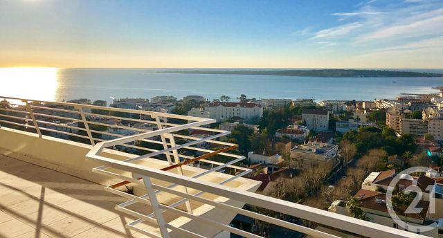 Afficher la photo en grand appartement à vendre - 5 pièces - 170.0 m2 - CANNES - 06 - PROVENCE-ALPES-COTE-D-AZUR - Century 21 Adhère Transactions