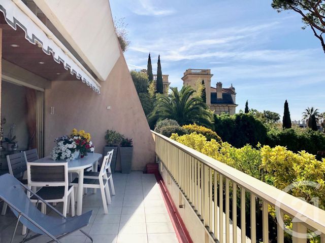 Afficher la photo en grand Appartement F3 à vendre - 3 pièces - 80.0 m2 - CANNES - 06 - PROVENCE-ALPES-COTE-D-AZUR - Century 21 Adhère Transactions