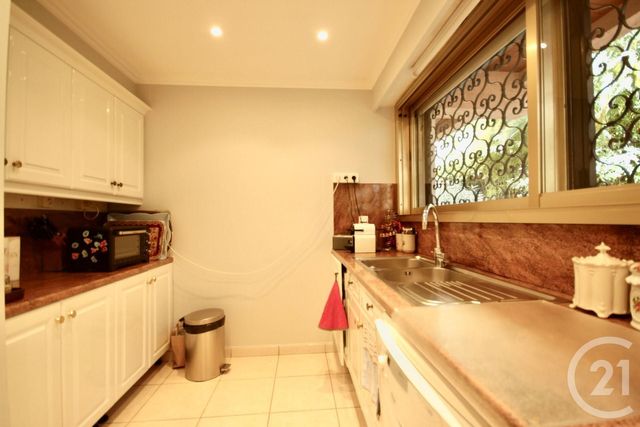 Afficher la photo en grand Appartement F3 à vendre - 3 pièces - 80.0 m2 - CANNES - 06 - PROVENCE-ALPES-COTE-D-AZUR - Century 21 Adhère Transactions