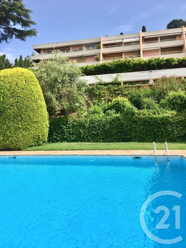Afficher la photo en grand Appartement F3 à vendre - 3 pièces - 80.0 m2 - CANNES - 06 - PROVENCE-ALPES-COTE-D-AZUR - Century 21 Adhère Transactions