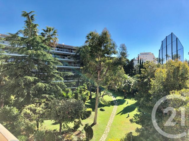 Appartement F2 à vendre - 2 pièces - 53.0 m2 - CANNES - 06 - PROVENCE-ALPES-COTE-D-AZUR - Century 21 Adhère Transactions