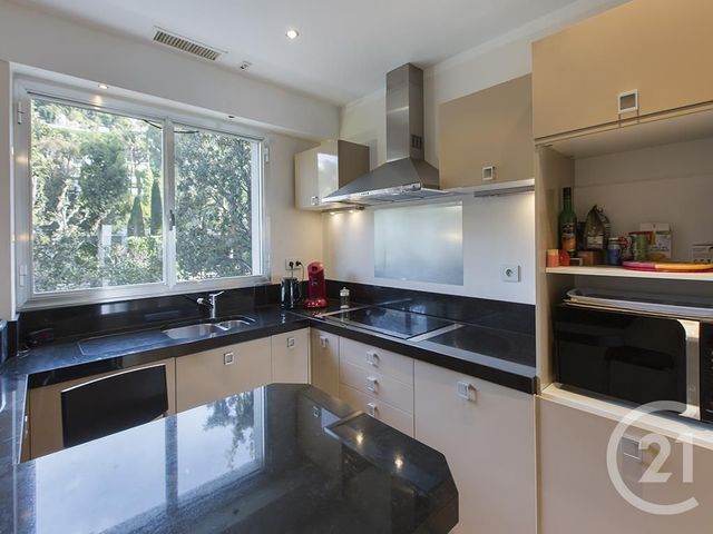 Afficher la photo en grand Appartement F4 à vendre - 4 pièces - 125.0 m2 - CANNES - 06 - PROVENCE-ALPES-COTE-D-AZUR - Century 21 Adhère Transactions