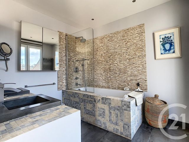 Appartement F4 à vendre - 4 pièces - 90.0 m2 - CANNES - 06 - PROVENCE-ALPES-COTE-D-AZUR - Century 21 Adhère Transactions Appartement F4 à vendre - 4 pièces - 90.0 m2 - CANNES - 06 - PROVENCE-ALPES-COTE-D-AZUR - Century 21 Adhère Transactions