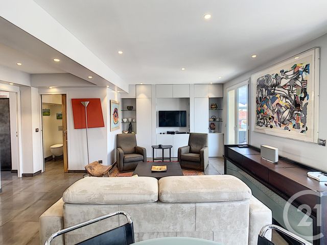 Appartement F4 à vendre - 4 pièces - 90.0 m2 - CANNES - 06 - PROVENCE-ALPES-COTE-D-AZUR - Century 21 Adhère Transactions Appartement F4 à vendre - 4 pièces - 90.0 m2 - CANNES - 06 - PROVENCE-ALPES-COTE-D-AZUR - Century 21 Adhère Transactions