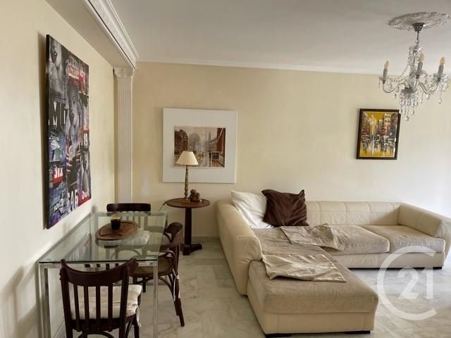 Afficher la photo en grand Appartement F3 à vendre - 3 pièces - 70.82 m2 - CANNES - 06 - PROVENCE-ALPES-COTE-D-AZUR - Century 21 Adhère Transactions