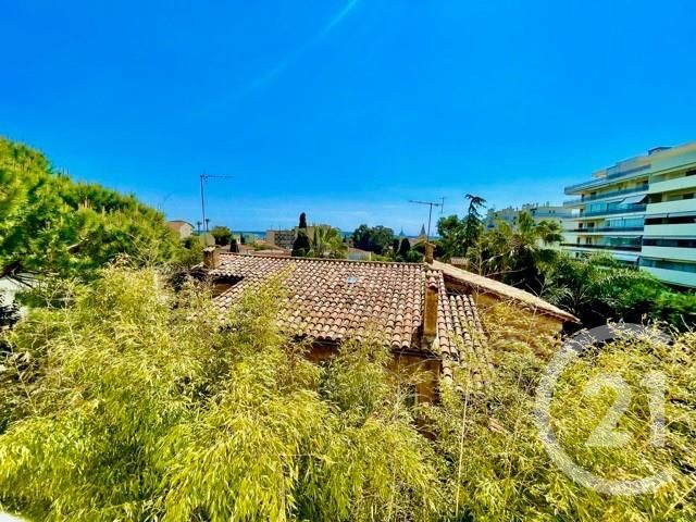 Afficher la photo en grand Appartement F3 à vendre - 3 pièces - 70.82 m2 - CANNES - 06 - PROVENCE-ALPES-COTE-D-AZUR - Century 21 Adhère Transactions