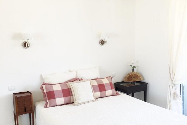 Afficher la photo en grand Appartement F3 à vendre - 3 pièces - 62.17 m2 - CANNES - 06 - PROVENCE-ALPES-COTE-D-AZUR - Century 21 Adhère Transactions