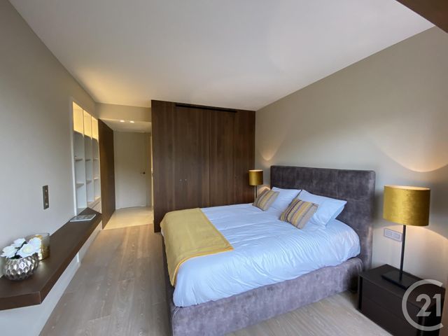 Afficher la photo en grand Appartement F2 à vendre - 2 pièces - 71.11 m2 - CANNES - 06 - PROVENCE-ALPES-COTE-D-AZUR - Century 21 Adhère Transactions