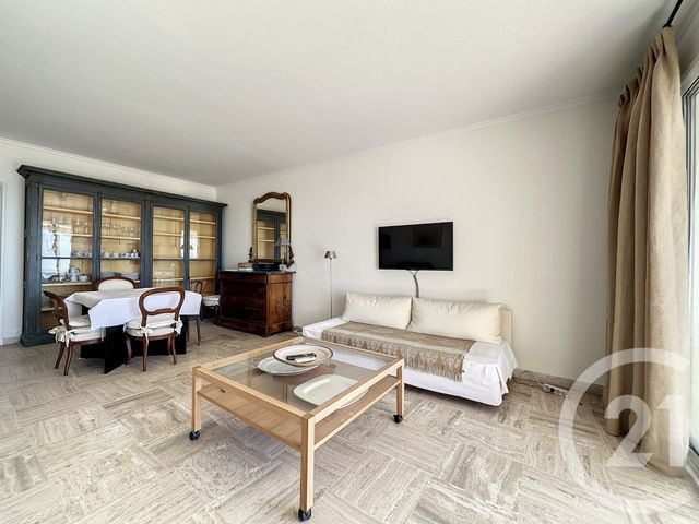 Appartement F2 à vendre - 2 pièces - 68.0 m2 - CANNES - 06 - PROVENCE-ALPES-COTE-D-AZUR - Century 21 Adhère Transactions