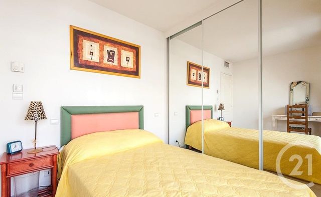 Afficher la photo en grand Appartement F5 à vendre - 5 pièces - 127.0 m2 - CANNES - 06 - PROVENCE-ALPES-COTE-D-AZUR - Century 21 Adhère Transactions