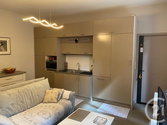 Afficher la photo en grand Appartement F2 à vendre - 2 pièces - 43.66 m2 - CANNES - 06 - PROVENCE-ALPES-COTE-D-AZUR - Century 21 Adhère Transactions