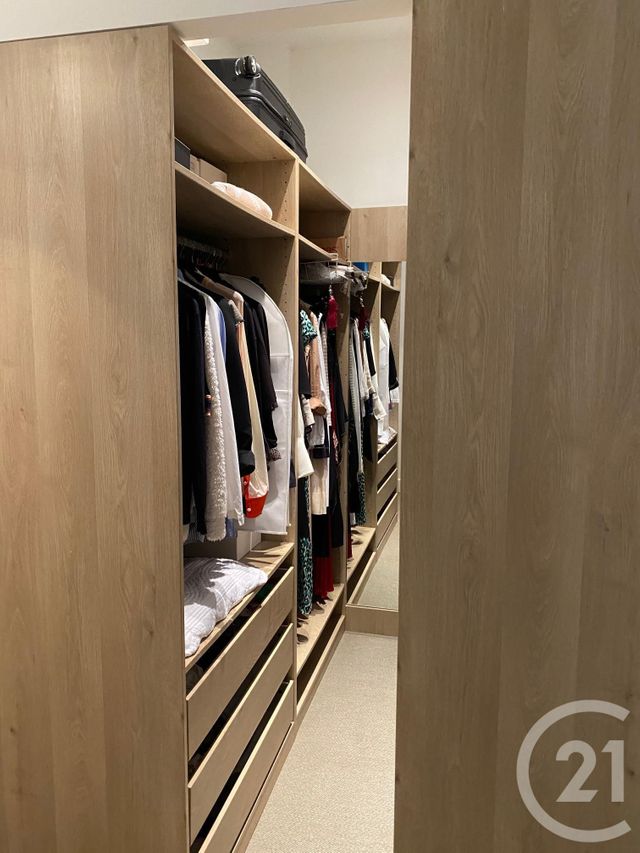 Afficher la photo en grand Appartement F2 à vendre - 2 pièces - 43.66 m2 - CANNES - 06 - PROVENCE-ALPES-COTE-D-AZUR - Century 21 Adhère Transactions