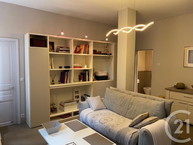 Afficher la photo en grand Appartement F2 à vendre - 2 pièces - 43.66 m2 - CANNES - 06 - PROVENCE-ALPES-COTE-D-AZUR - Century 21 Adhère Transactions
