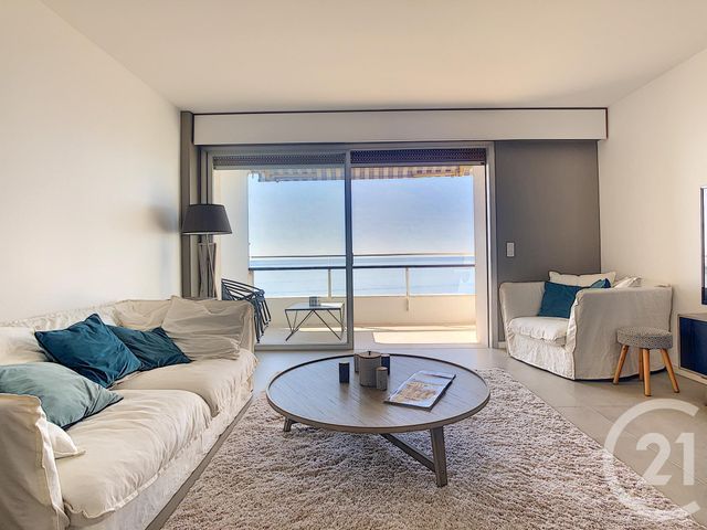 Afficher la photo en grand Appartement F3 à vendre - 3 pièces - 77.0 m2 - CANNES - 06 - PROVENCE-ALPES-COTE-D-AZUR - Century 21 Adhère Transactions
