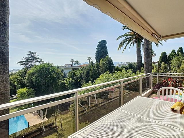 Afficher la photo en grand Appartement F3 à vendre - 3 pièces - 75.0 m2 - CANNES - 06 - PROVENCE-ALPES-COTE-D-AZUR - Century 21 Adhère Transactions