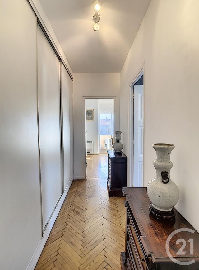Afficher la photo en grand Appartement F3 à vendre - 3 pièces - 111.82 m2 - CANNES - 06 - PROVENCE-ALPES-COTE-D-AZUR - Century 21 Adhère Transactions