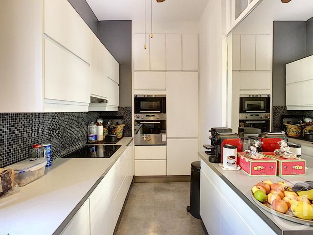 Afficher la photo en grand Appartement F3 à vendre - 3 pièces - 111.82 m2 - CANNES - 06 - PROVENCE-ALPES-COTE-D-AZUR - Century 21 Adhère Transactions