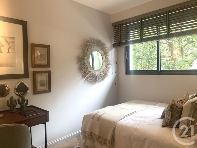 Afficher la photo en grand Appartement F4 à vendre - 4 pièces - 104.0 m2 - CANNES - 06 - PROVENCE-ALPES-COTE-D-AZUR - Century 21 Adhère Transactions