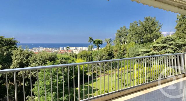 Afficher la photo en grand Appartement F4 à vendre - 4 pièces - 104.0 m2 - CANNES - 06 - PROVENCE-ALPES-COTE-D-AZUR - Century 21 Adhère Transactions