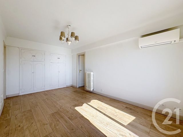 Appartement F2 à vendre - 2 pièces - 46.0 m2 - CANNES - 06 - PROVENCE-ALPES-COTE-D-AZUR - Century 21 Adhère Transactions