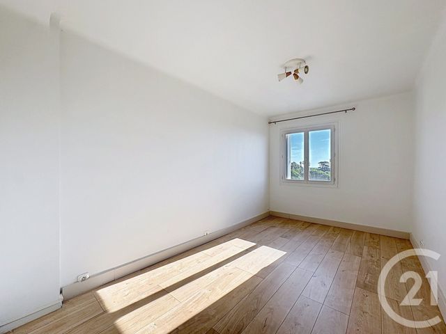 Appartement F2 à vendre - 2 pièces - 46.0 m2 - CANNES - 06 - PROVENCE-ALPES-COTE-D-AZUR - Century 21 Adhère Transactions