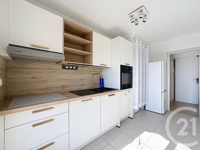 Appartement F2 à vendre - 2 pièces - 46.0 m2 - CANNES - 06 - PROVENCE-ALPES-COTE-D-AZUR - Century 21 Adhère Transactions