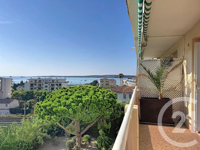 Appartement F2 à vendre - 2 pièces - 46.0 m2 - CANNES - 06 - PROVENCE-ALPES-COTE-D-AZUR - Century 21 Adhère Transactions