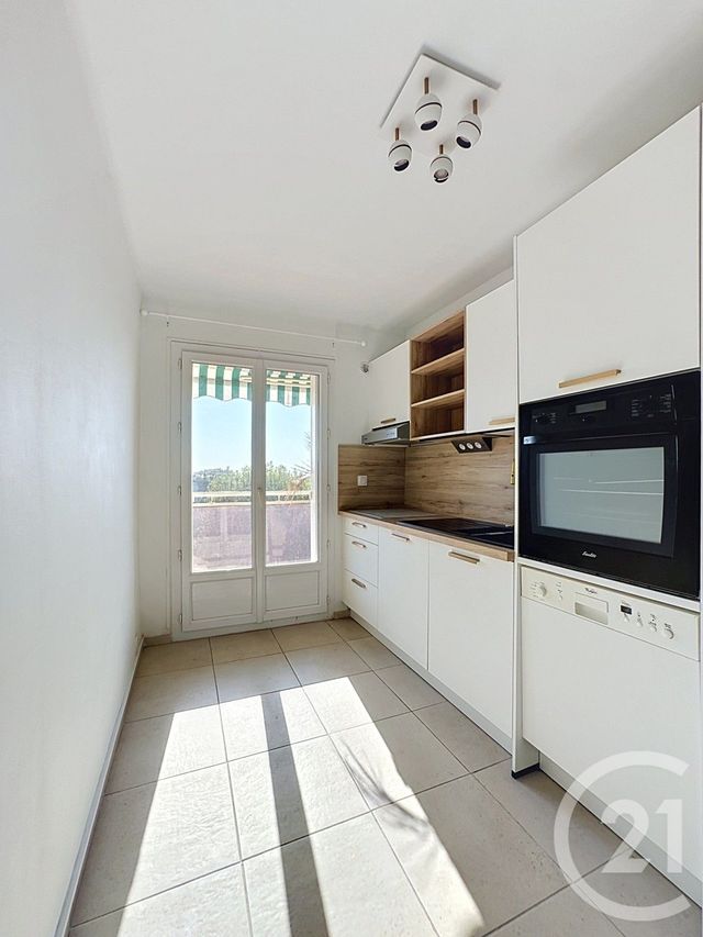 Appartement F2 à vendre - 2 pièces - 46.0 m2 - CANNES - 06 - PROVENCE-ALPES-COTE-D-AZUR - Century 21 Adhère Transactions
