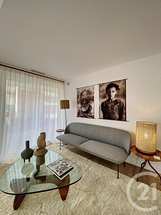 Afficher la photo en grand Appartement F3 à vendre - 3 pièces - 91.0 m2 - CANNES - 06 - PROVENCE-ALPES-COTE-D-AZUR - Century 21 Adhère Transactions