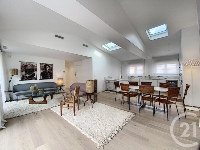 Afficher la photo en grand Appartement F3 à vendre - 3 pièces - 91.0 m2 - CANNES - 06 - PROVENCE-ALPES-COTE-D-AZUR - Century 21 Adhère Transactions
