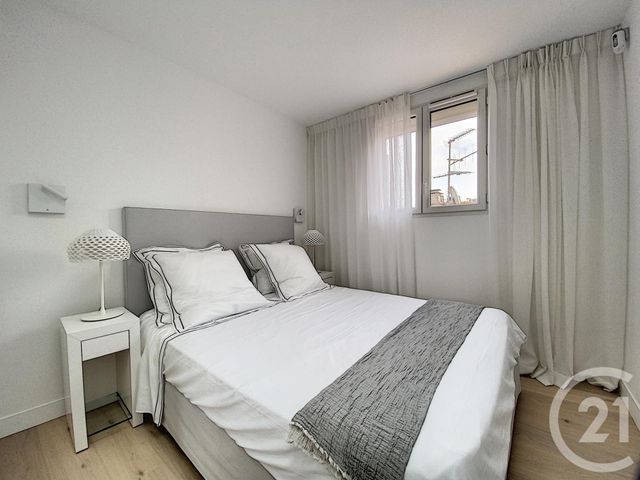 Afficher la photo en grand Appartement F3 à vendre - 3 pièces - 91.0 m2 - CANNES - 06 - PROVENCE-ALPES-COTE-D-AZUR - Century 21 Adhère Transactions