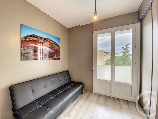 Afficher la photo en grand Appartement F3 à vendre - 3 pièces - 49.0 m2 - CANNES - 06 - PROVENCE-ALPES-COTE-D-AZUR - Century 21 Adhère Transactions