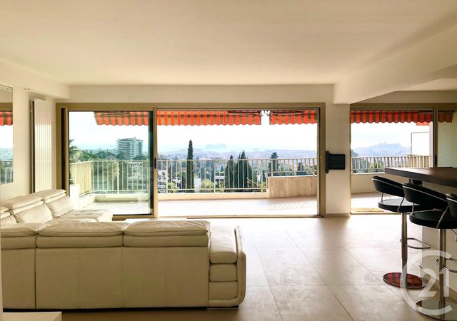 Afficher la photo en grand Appartement F4 à vendre - 4 pièces - 128.0 m2 - CANNES - 06 - PROVENCE-ALPES-COTE-D-AZUR - Century 21 Adhère Transactions