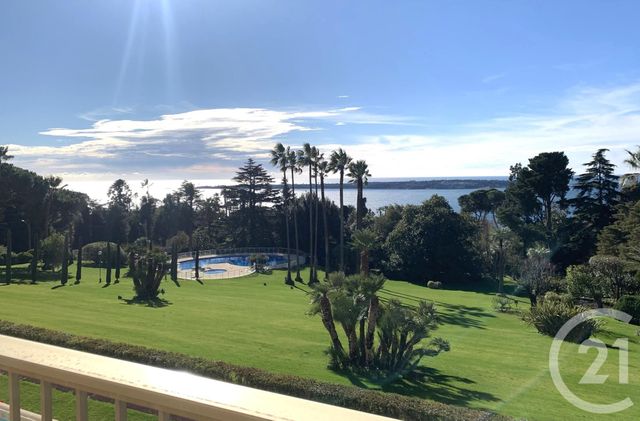 Appartement F3 à vendre - 3 pièces - 104.02 m2 - CANNES - 06 - PROVENCE-ALPES-COTE-D-AZUR - Century 21 Adhère Transactions Appartement F3 à vendre - 3 pièces - 104.02 m2 - CANNES - 06 - PROVENCE-ALPES-COTE-D-AZUR - Century 21 Adhère Transactions