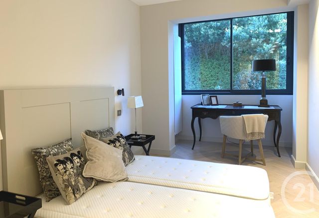 Appartement F3 à vendre - 3 pièces - 104.02 m2 - CANNES - 06 - PROVENCE-ALPES-COTE-D-AZUR - Century 21 Adhère Transactions Appartement F3 à vendre - 3 pièces - 104.02 m2 - CANNES - 06 - PROVENCE-ALPES-COTE-D-AZUR - Century 21 Adhère Transactions