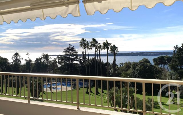 Appartement F3 à vendre - 3 pièces - 104.02 m2 - CANNES - 06 - PROVENCE-ALPES-COTE-D-AZUR - Century 21 Adhère Transactions Appartement F3 à vendre - 3 pièces - 104.02 m2 - CANNES - 06 - PROVENCE-ALPES-COTE-D-AZUR - Century 21 Adhère Transactions