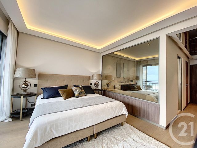 Appartement F5 à vendre - 5 pièces - 180.0 m2 - CANNES - 06 - PROVENCE-ALPES-COTE-D-AZUR - Century 21 Adhère Transactions Appartement F5 à vendre - 5 pièces - 180.0 m2 - CANNES - 06 - PROVENCE-ALPES-COTE-D-AZUR - Century 21 Adhère Transactions